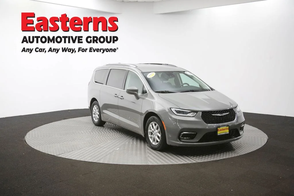 Used 2021 Gray Chrysler Touring L image 49