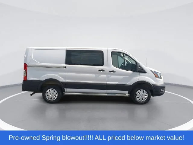 Used 2025 White Ford XL image 9