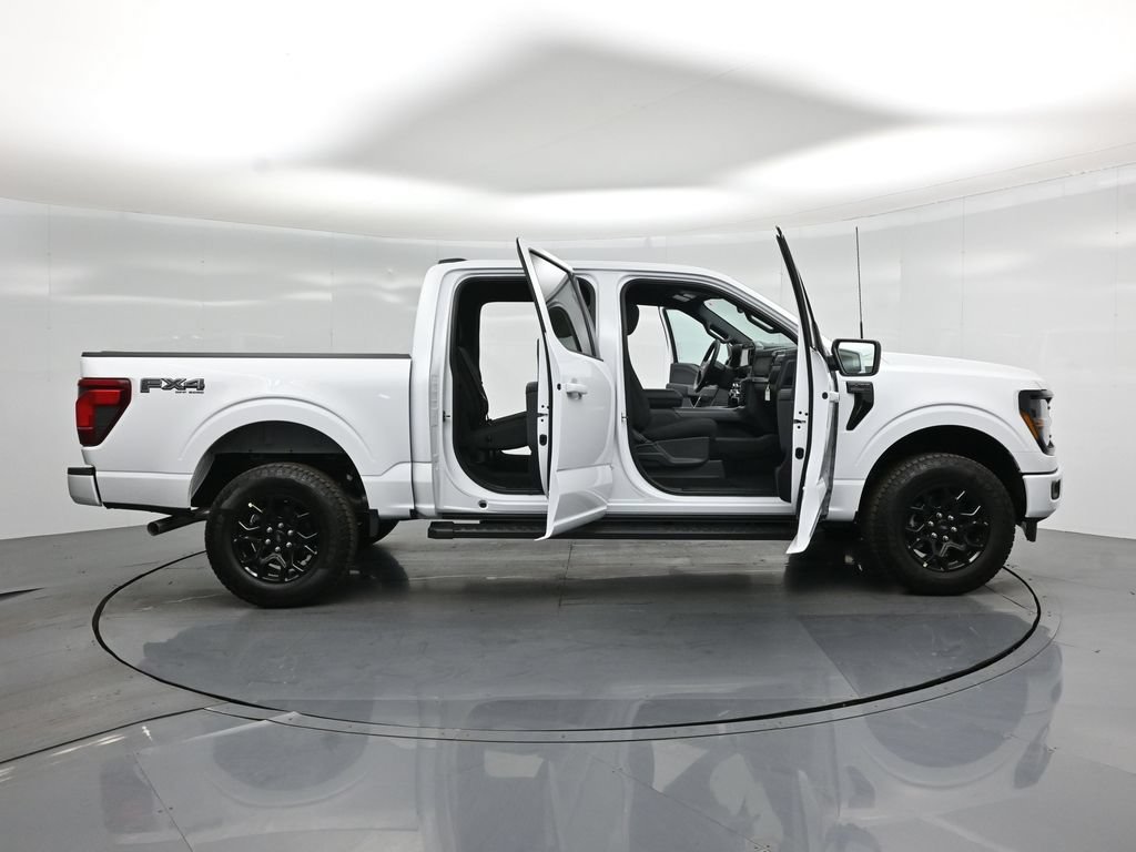 New 2026 White Ford XLT image 4