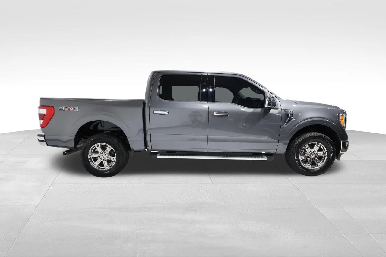 Used 2023 Gray Ford Lariat image 5