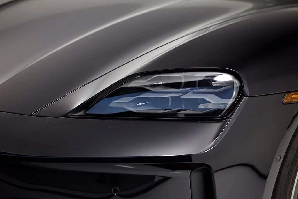 2026 Porsche Taycan Base - Photo 11