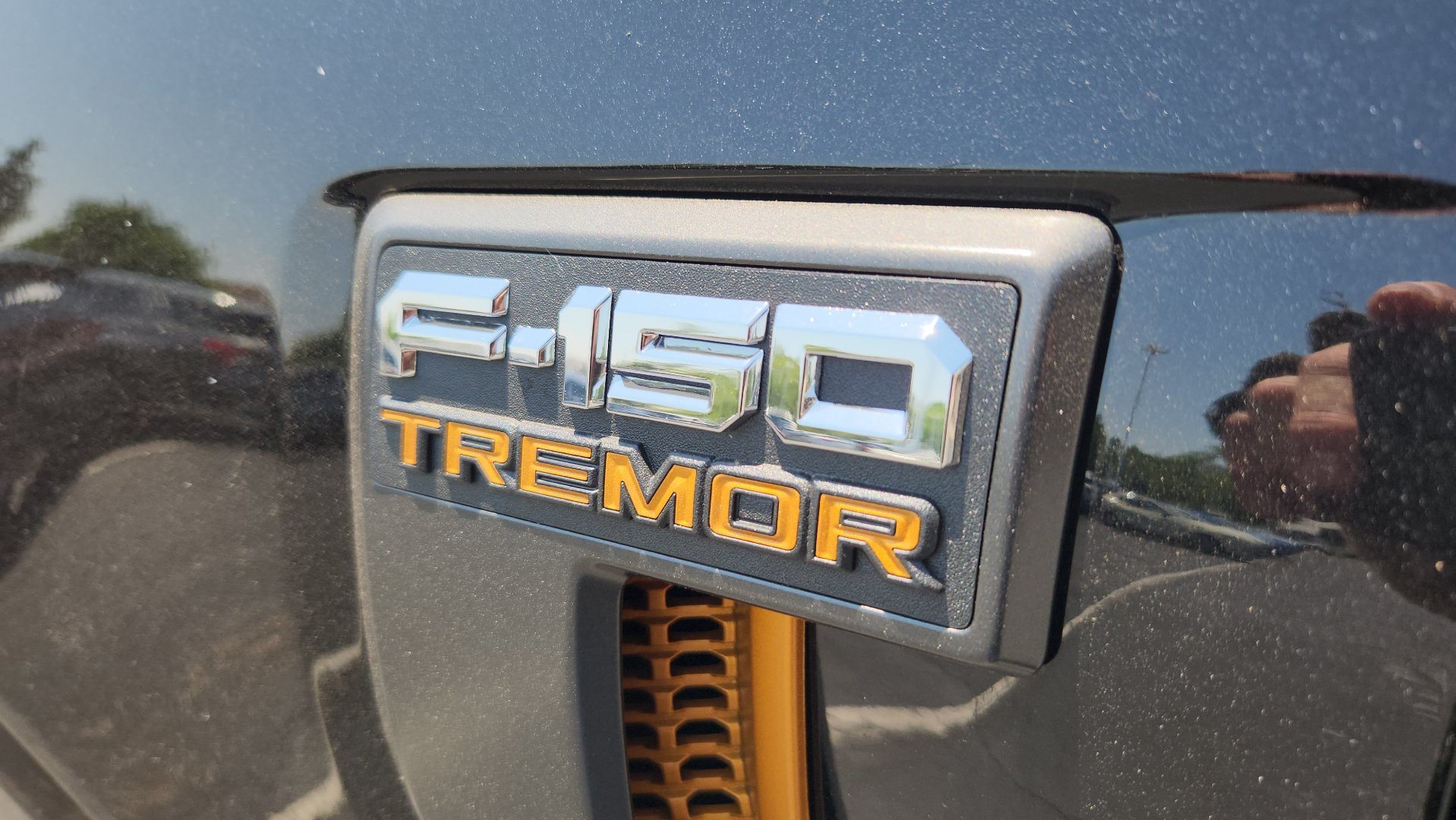 New 2026 Agate Black Metallic Ford Tremor image 10