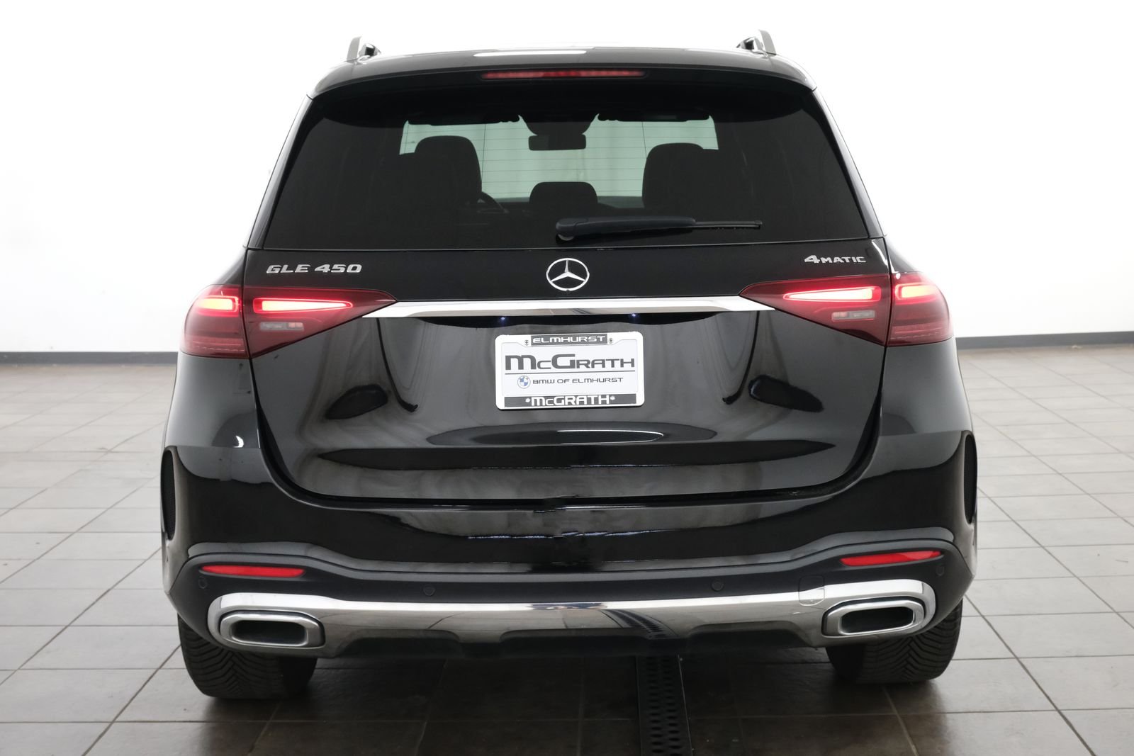 Used 2024 Obsidian Black Metallic Mercedes-Benz GLE 450 image 4