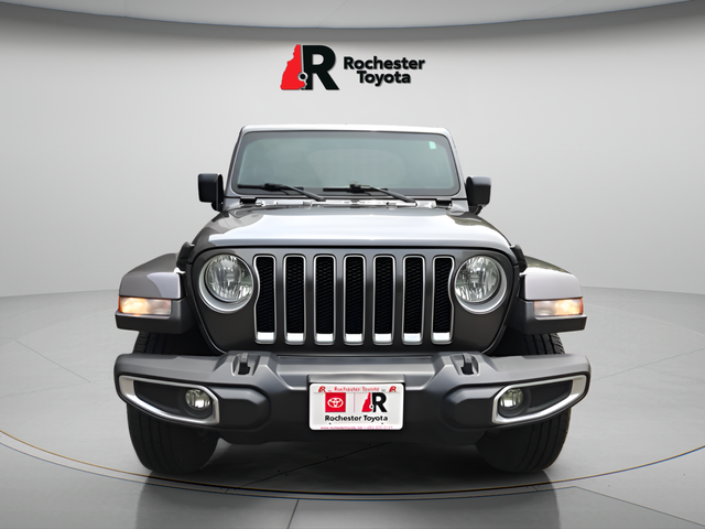 Used 2020 Gray Jeep Unlimited Sahara image 2