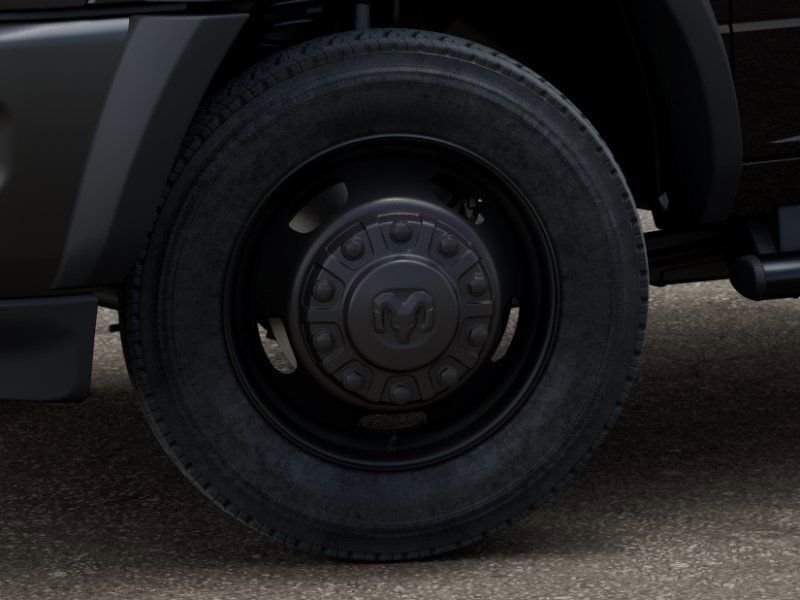 New 2026 Diamond Black Crystal Pearl-Coat Exterior Paint RAM Tradesman image 8