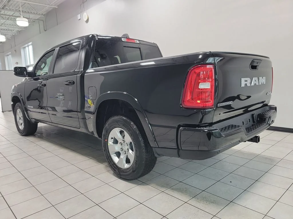 New 2026 Diamond Black Crystal Pearl-Coat Exterior Paint RAM Big Horn/Lone Star image 6