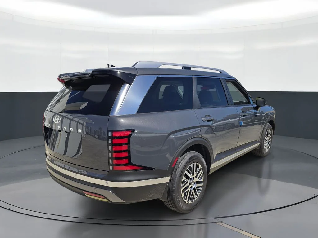 New 2026 Gray Hyundai SEL image 3