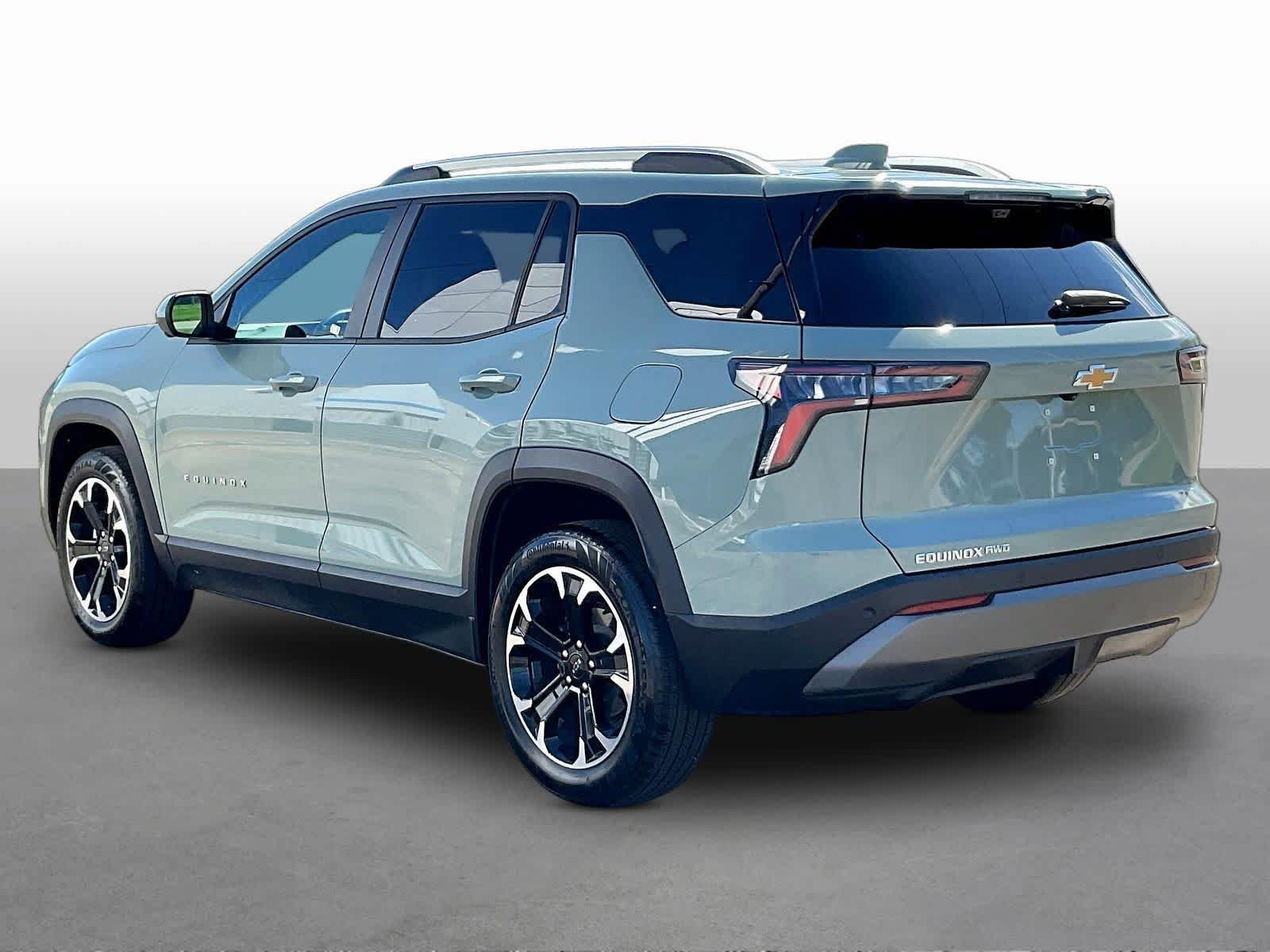 Used 2025 Cacti Green Chevrolet LT image 5
