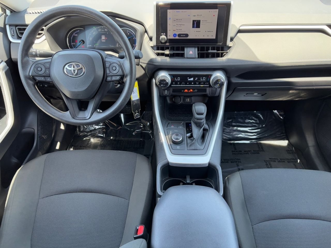 2025 Toyota RAV4 LE - Photo 12