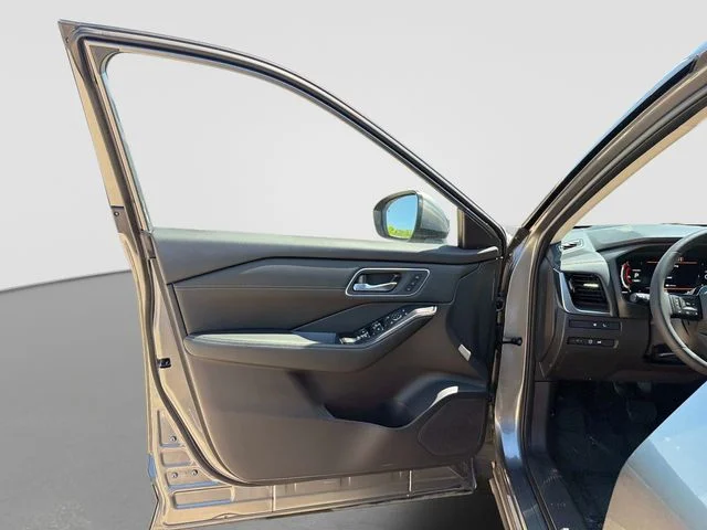 2026 Nissan Rogue Platinum - Photo 18