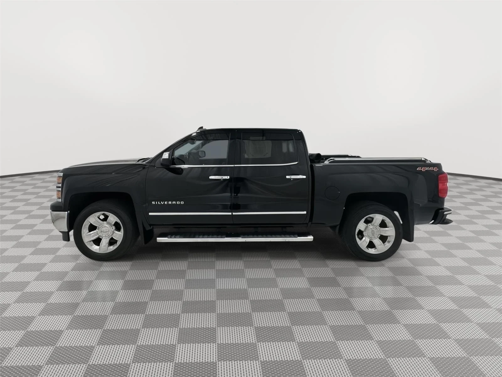 Used 2015 BLACK Chevrolet LTZ image 2
