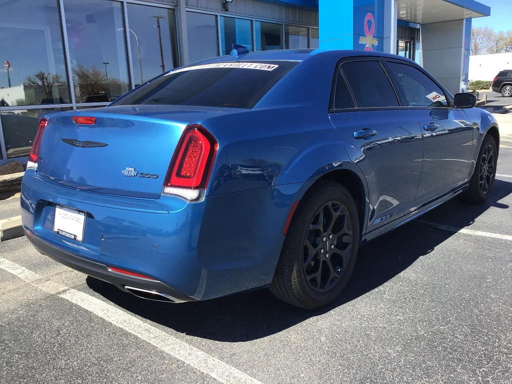 Used 2023 Frostbite Chrysler Touring L image 5