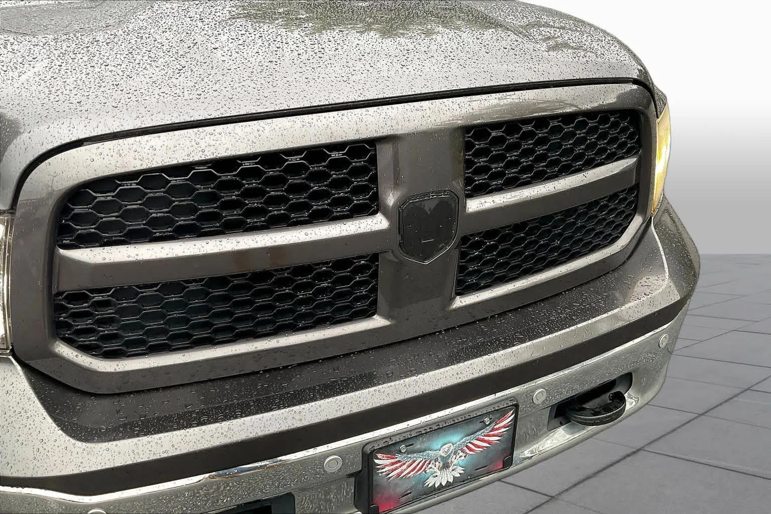 Used 2018 Granite Crystal Metallic Clearcoat Ram SLT image 28