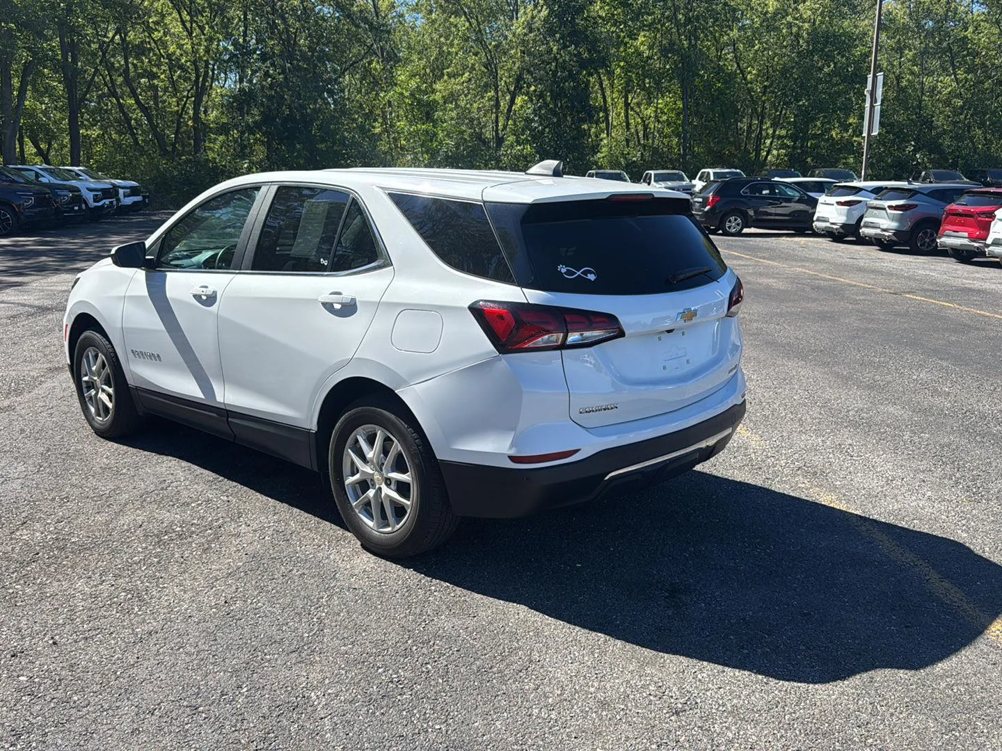 Used 2024 Summit White Chevrolet LT image 6