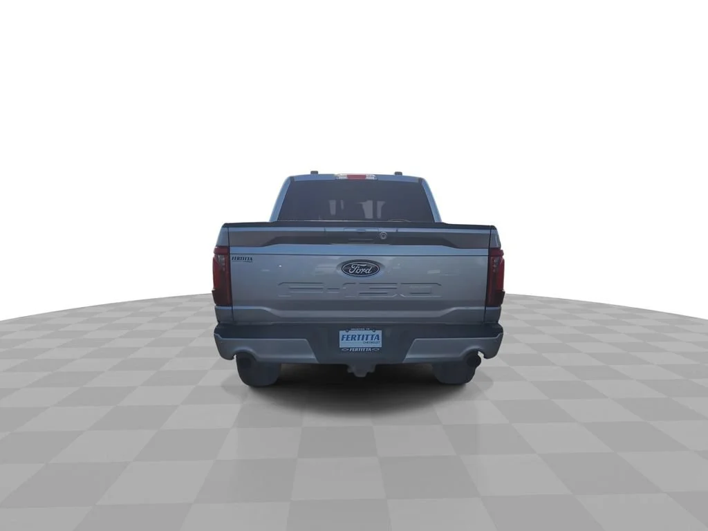 Used 2024 Silver Ford XLT image 7