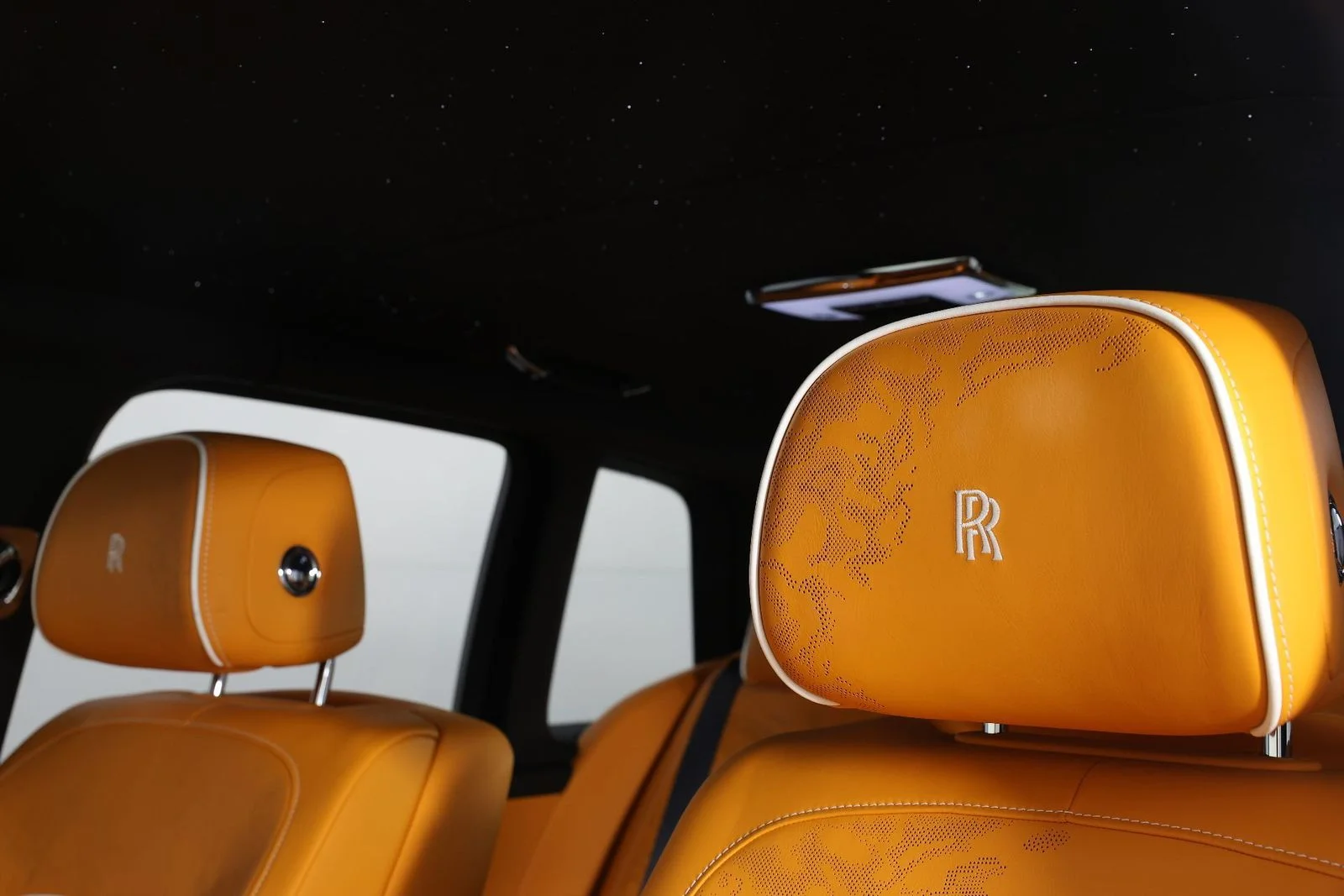 2025 Rolls-Royce Cullinan Base - Photo 34