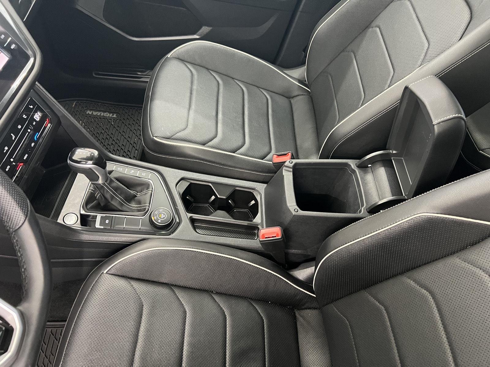 2023 Volkswagen Tiguan SEL R-LINE - Photo 19