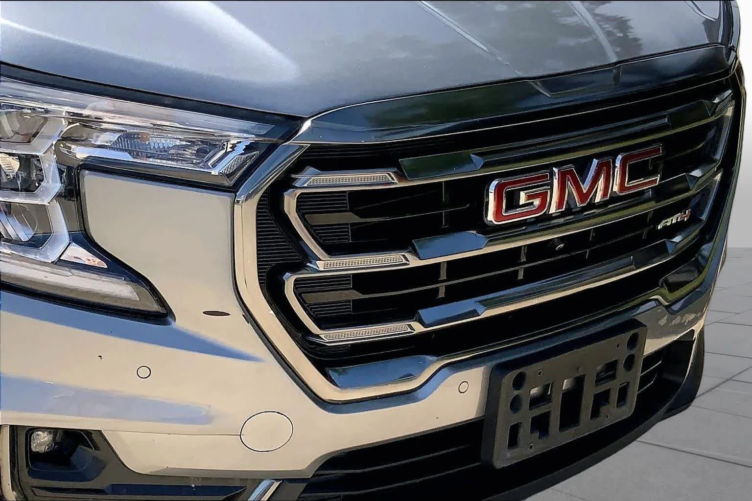 Certified Used 2024 Sterling Metallic GMC AT4 image 29