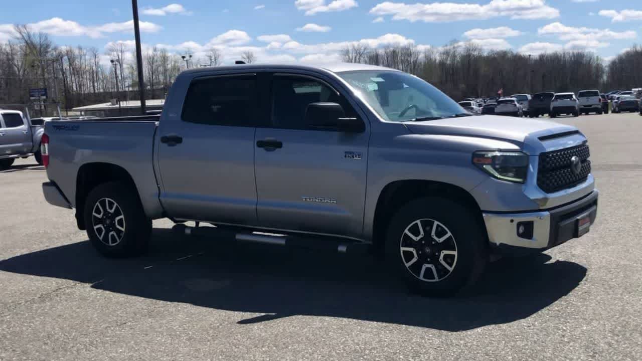 Used 2020 Silver Sky Metallic Toyota SR5 image 2