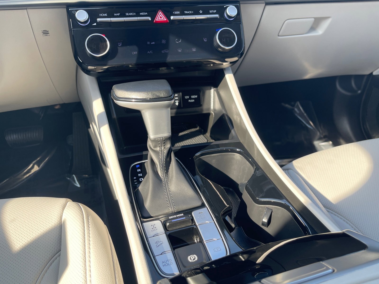 2025 Hyundai Tucson SEL Convenience - Photo 11