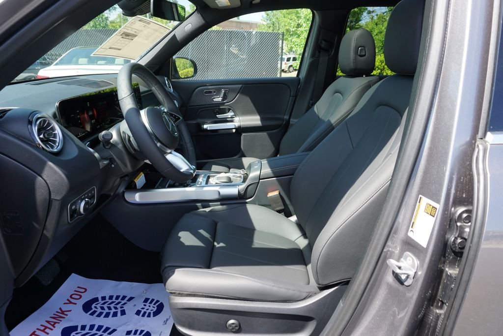 Certified Used 2025 Mountain Grey Metallic Mercedes-Benz GLB 250 image 20