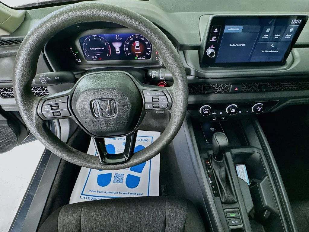 New 2026 Meteorite Gray Metallic Honda LX image 16