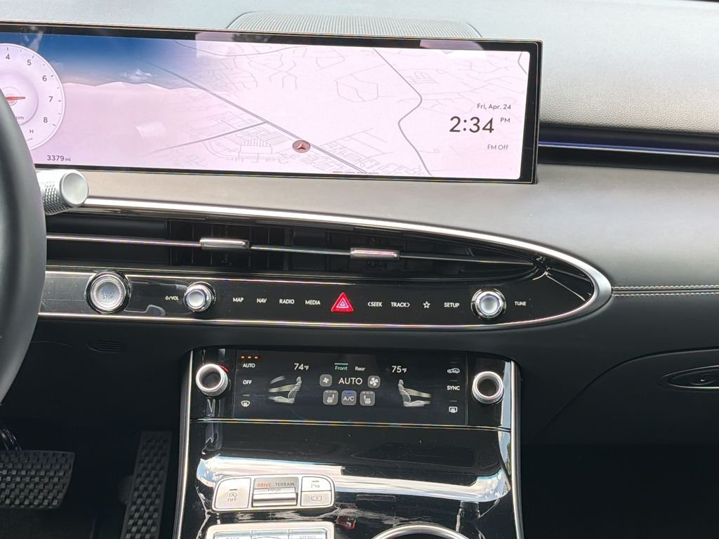 2026 GENESIS GV70 Standard - Photo 19