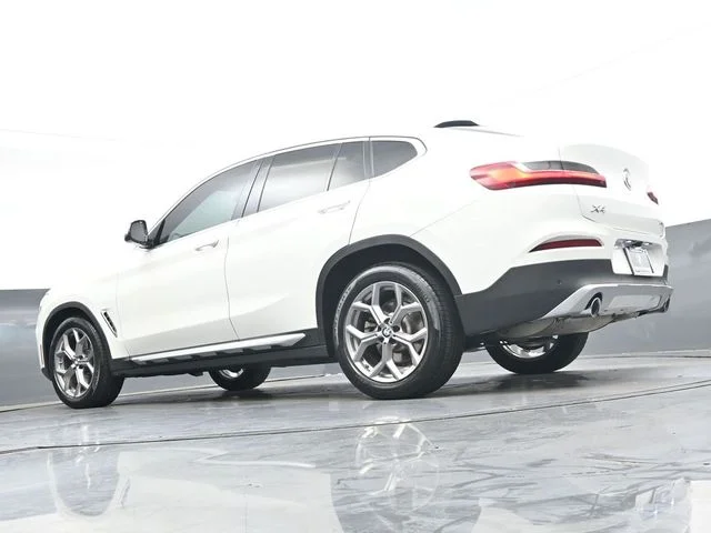 Used 2021 White BMW xDrive30i image 39