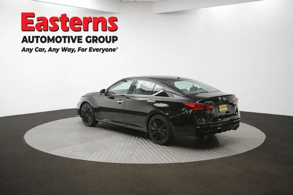 Used 2023 Black Nissan 2.5 SL image 63