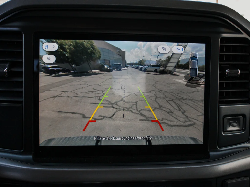 Used 2025 Blue Ford XLT image 21