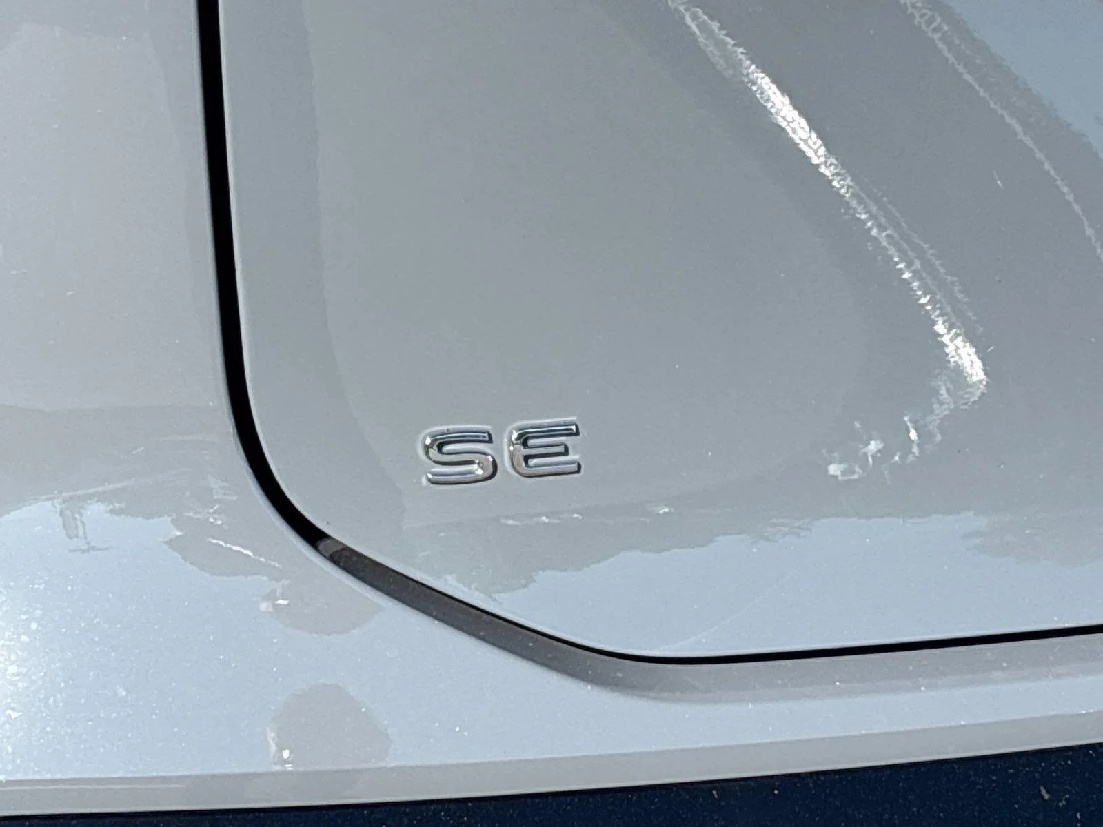 New 2027 Pure Gray Volkswagen SE w/Technology image 10
