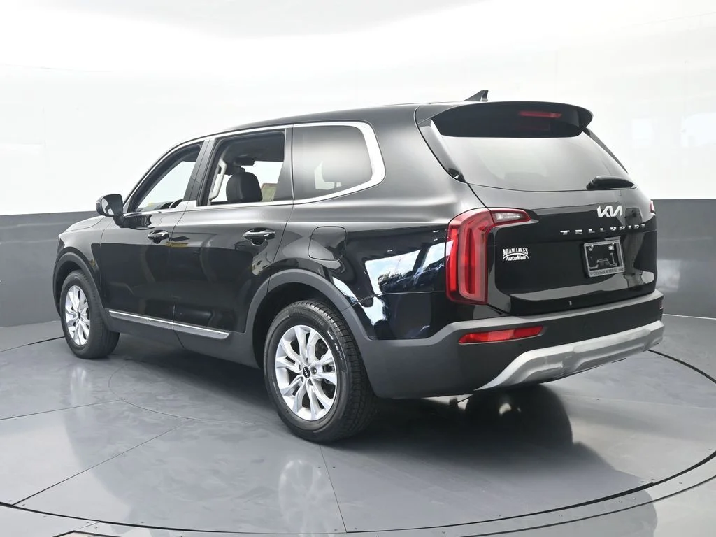 Used 2022 Ebony Black Kia LX image 4