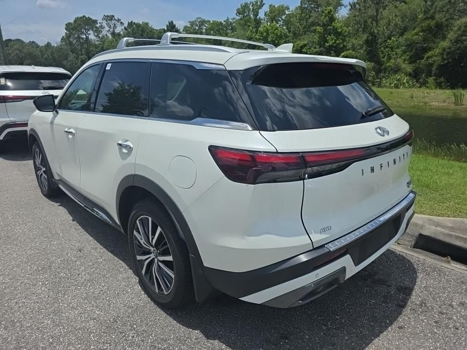 Certified Used 2023 White INFINITI Sensory image 7