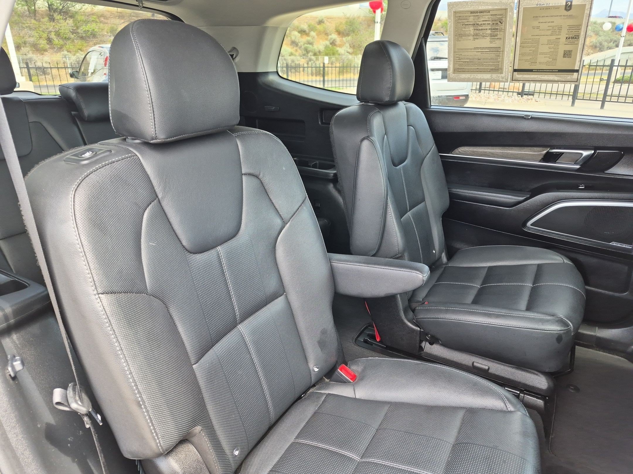 Used 2020 Dark Moss Kia SX image 28