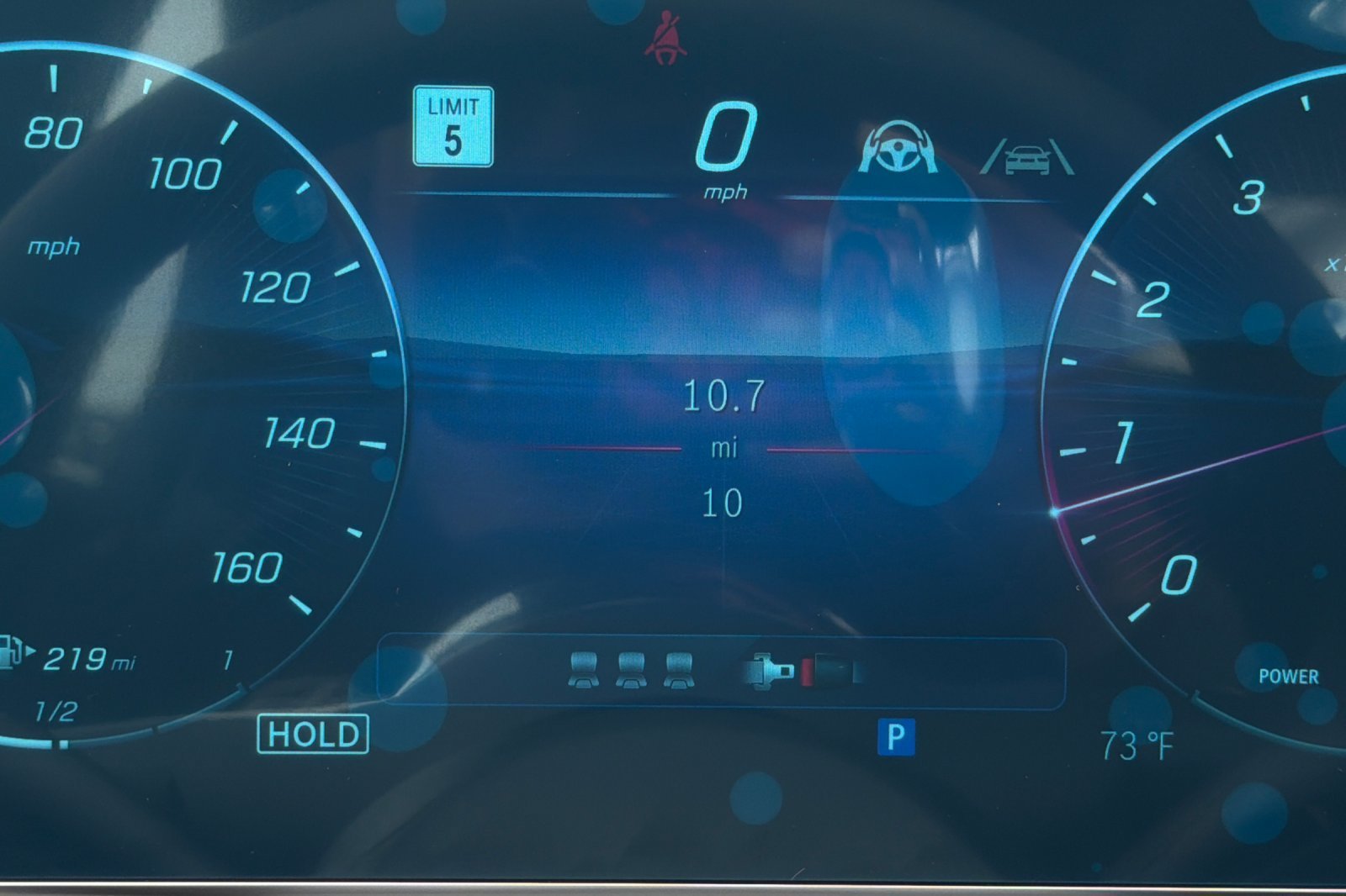 New 2026 MANUFAKTUR Alpine Grey Mercedes-Benz C 300 image 37