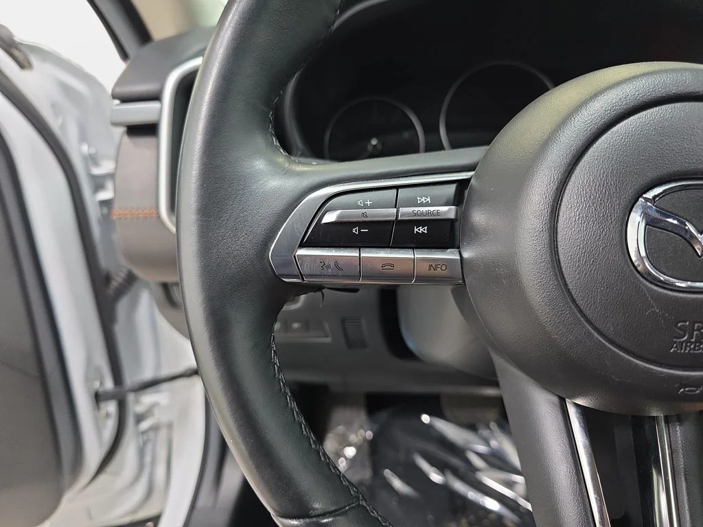 Used 2024 Wind Chill Pearl Mazda 2.5 Turbo image 17