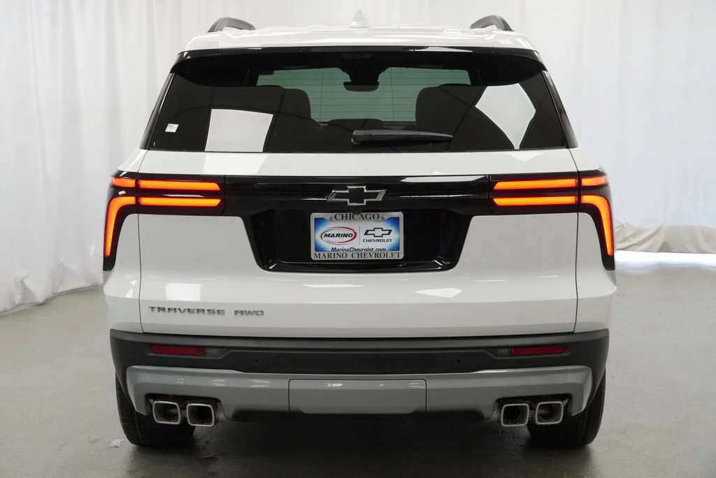 New 2027 Summit White Chevrolet LT image 37
