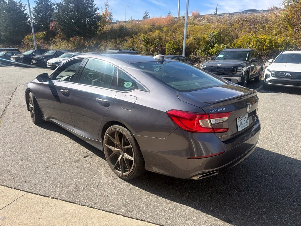 Used 2020 Modern Steel Metallic Honda Sport image 2