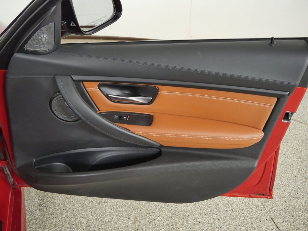 Used 2018 Sakhir Orange II Metallic BMW Base image 20