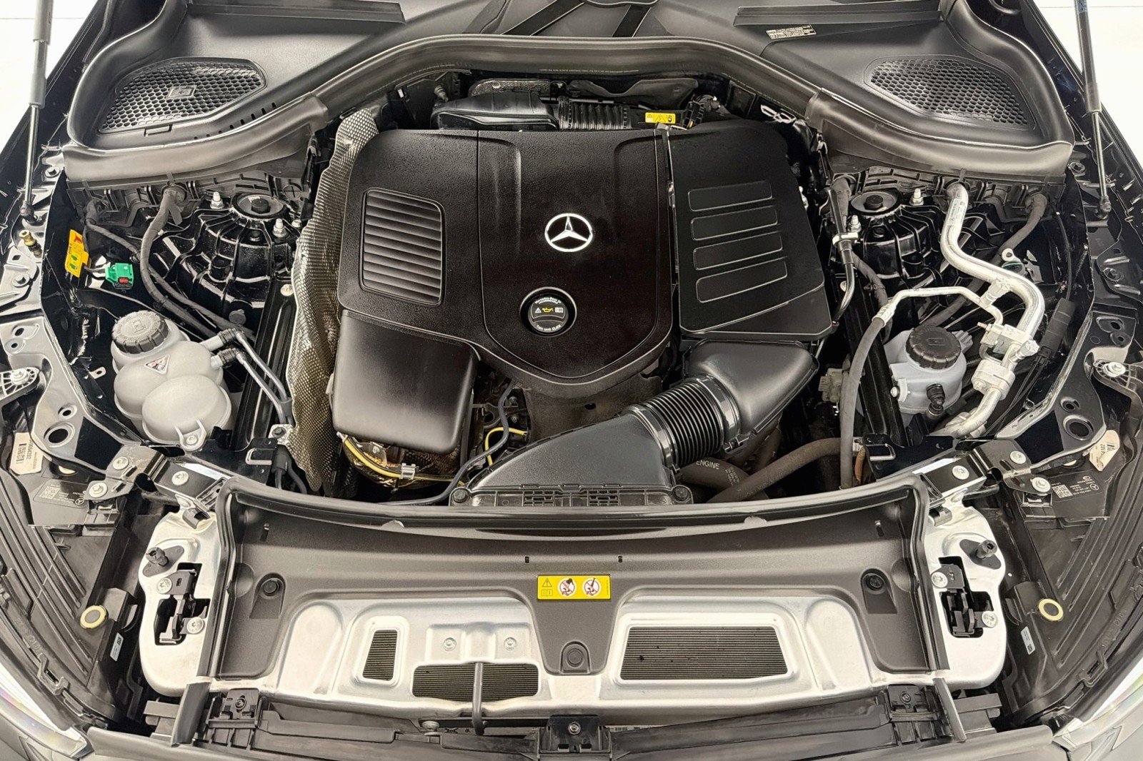 Certified Used 2025 Black Mercedes-Benz GLC 350e image 11