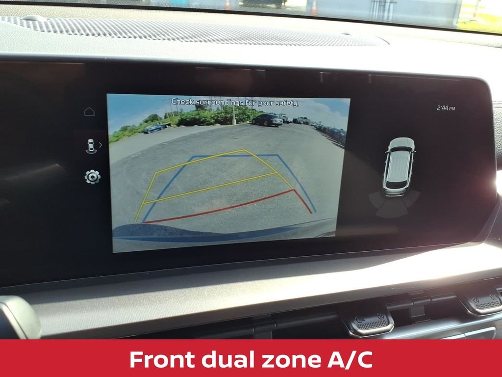 Used 2023 Dark Moss Kia S v6 w/sunroof & 3rd row image 16
