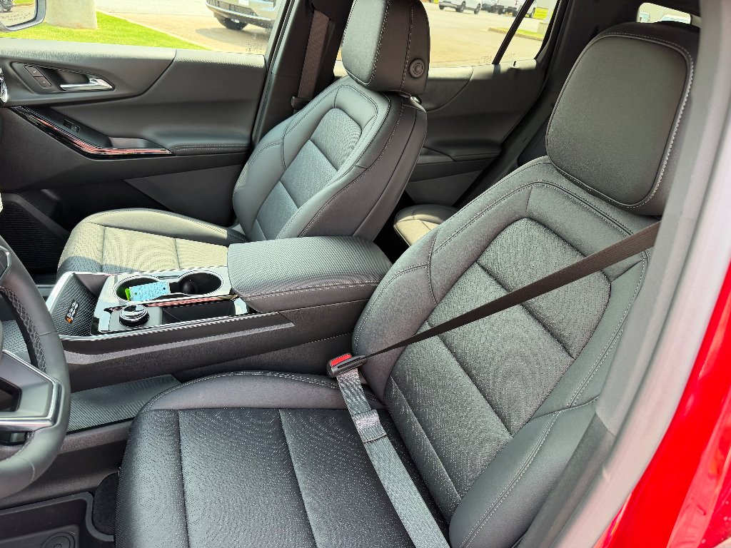 2027 Chevrolet Equinox LT - Photo 37
