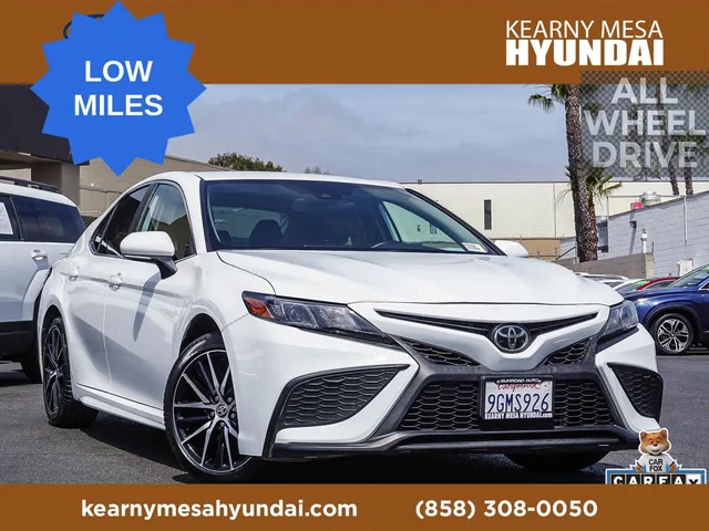 2023 Toyota Camry SE