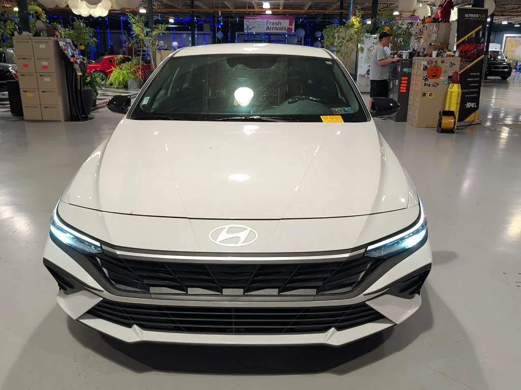 Used 2026 White Hyundai SEL Sport image 10