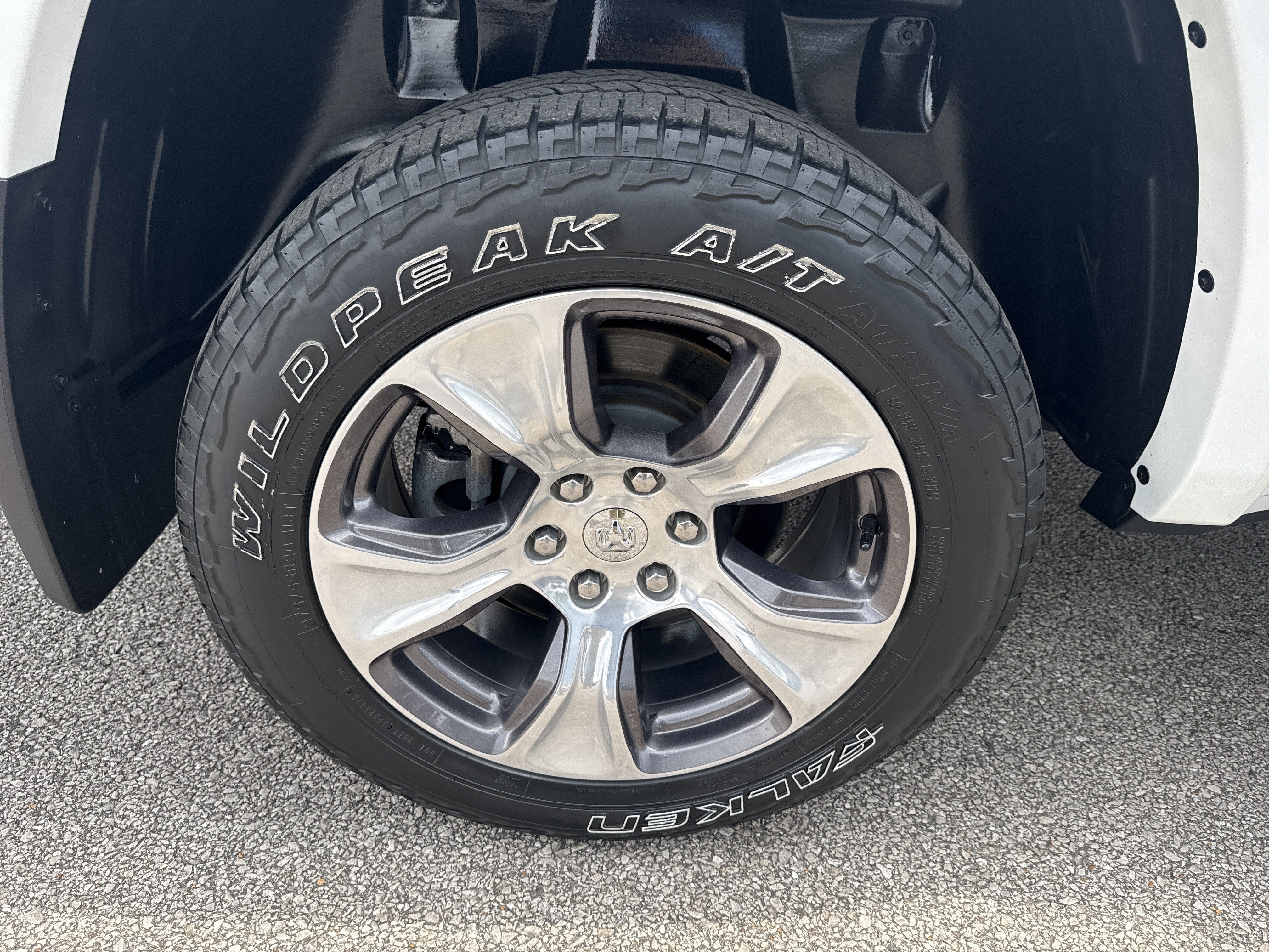 Used 2021 Bright White Clearcoat Ram Laramie image 18