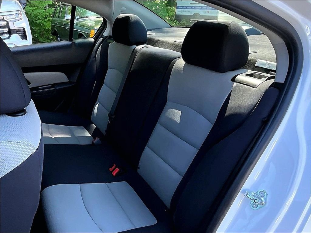 Used 2016 White Chevrolet LS image 14