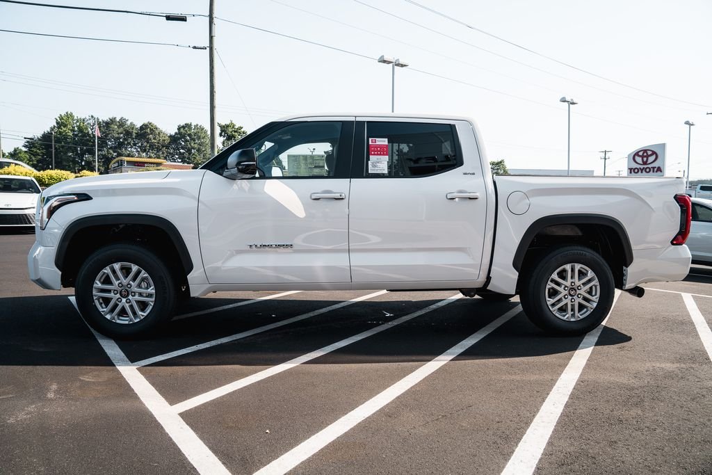 New 2026 Ice Cap Toyota SR5 image 4