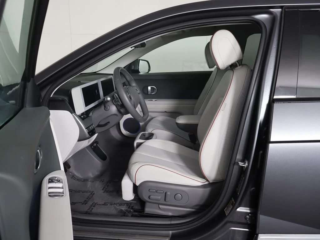 Used 2024 Gray Hyundai Limited image 33