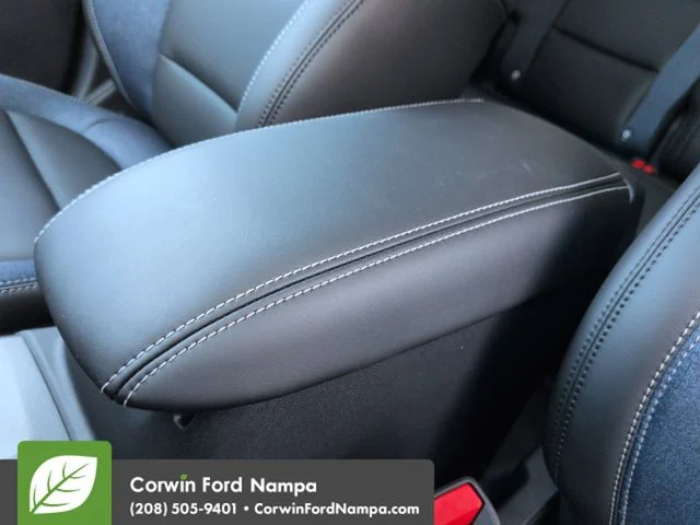 New 2026 Azure Gray Metallic Ford Outer Banks image 19