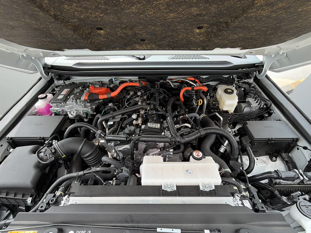Used 2026 White Toyota Premium image 34